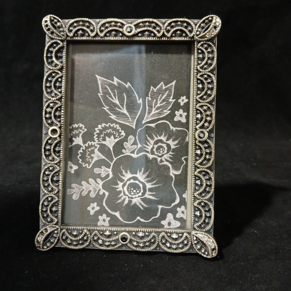 Carr Frames Miniture Picture Frame 2x3 Silver Metal With Rhinestone